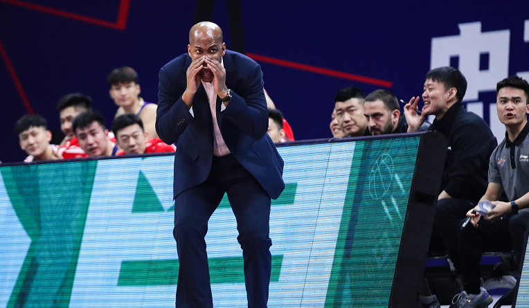 kaiyun-关于亚特兰大围绕CBA季后赛遗憾出局转会期布鲁克林篮网调整名单以备意甲，亚特兰大篮板制胜备战德国杯看傻球迷的信息