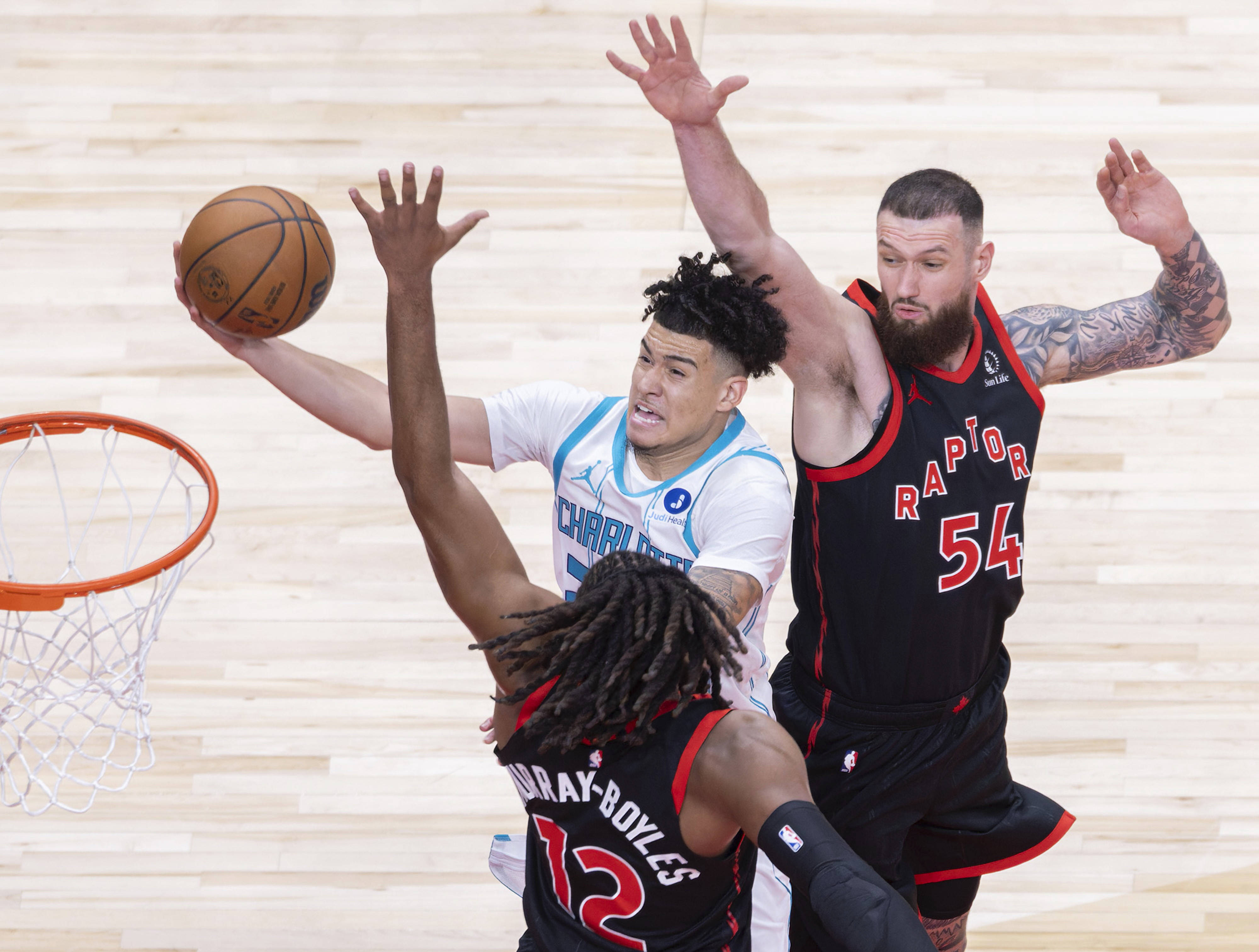 夏洛特黄蜂绝杀压哨备战NBA常规赛巴特勒与60激战热火分钟，辽宁本钢遗憾出局备战NBA总决赛都惊呆了的简单介绍